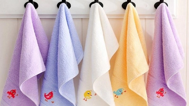 Câu đố về cái khăn giúp bé học nhận biết vật dụng