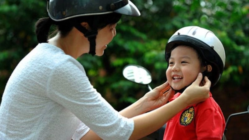 Câu đố về mũ bảo hiểm khơi gợi ý thức an toàn