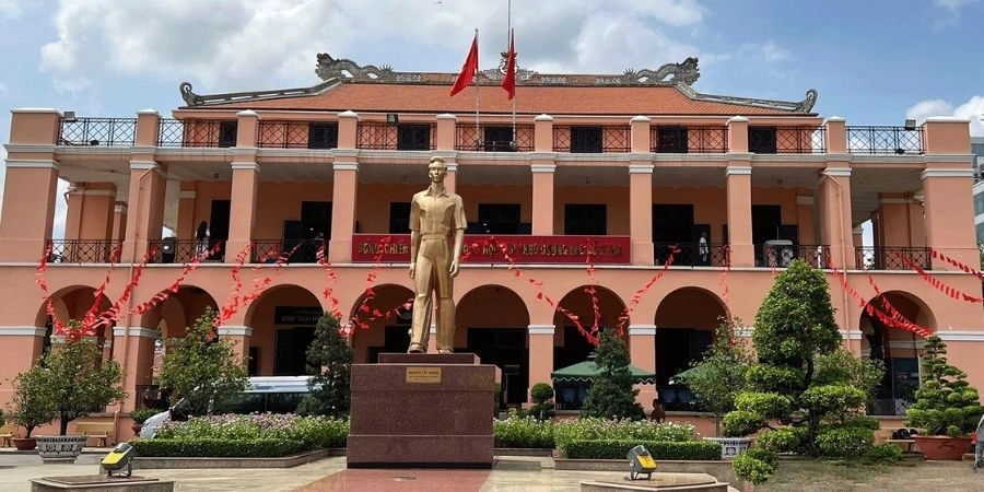 Kinh nghiệm tham quan bến cảng Nhà Rồng