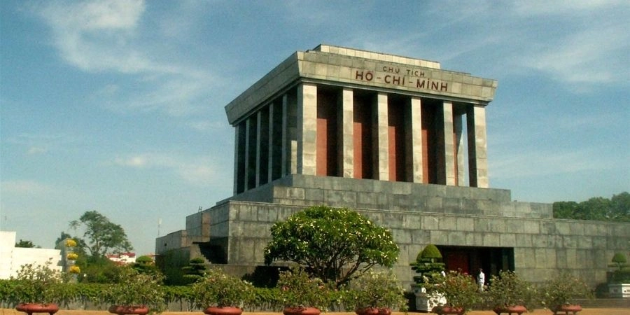 Lăng Chủ tịch Hồ Chí Minh di tích lịch sử thiêng liêng tại Hà Nội