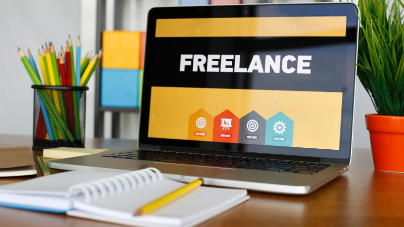 Cần học gì để làm freelancer? Hành trang vào nghề