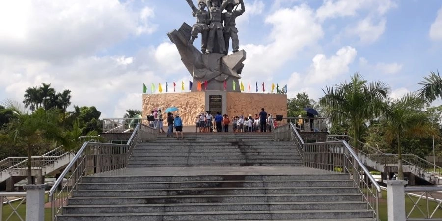 Các địa điểm tham quan tại khu di tích Ông Hào