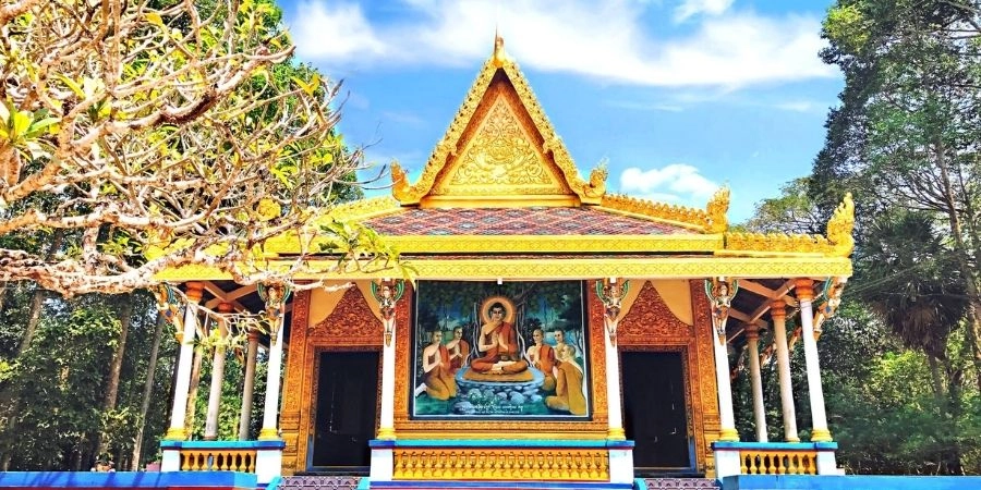 Các địa điểm tham quan tại Chùa Dơi