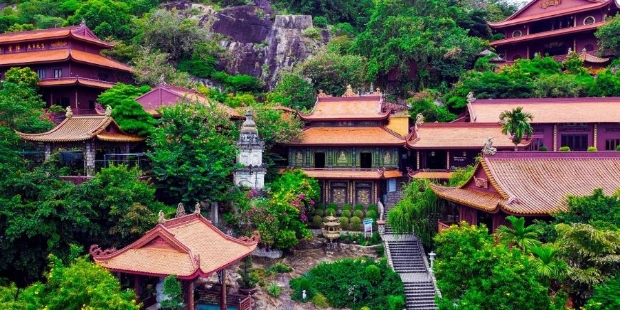 Giới thiệu về Chùa Lôi Âm