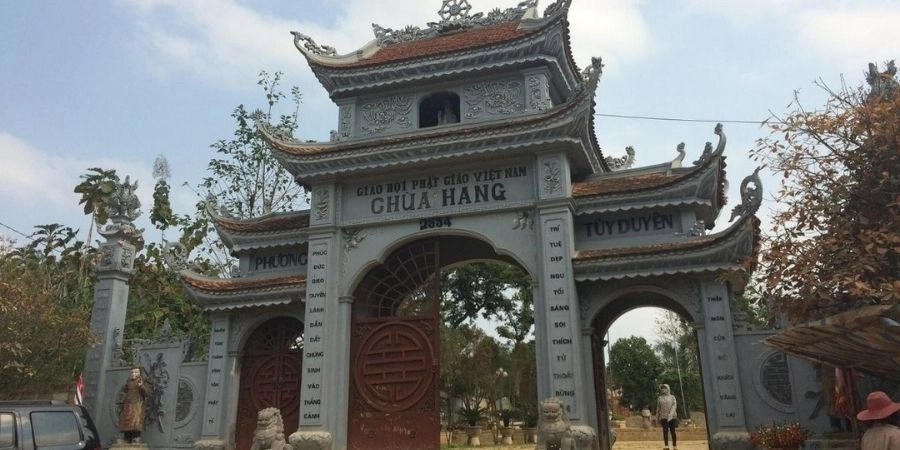 Những điều cần lưu ý khi tham quan Chùa Lôi Âm