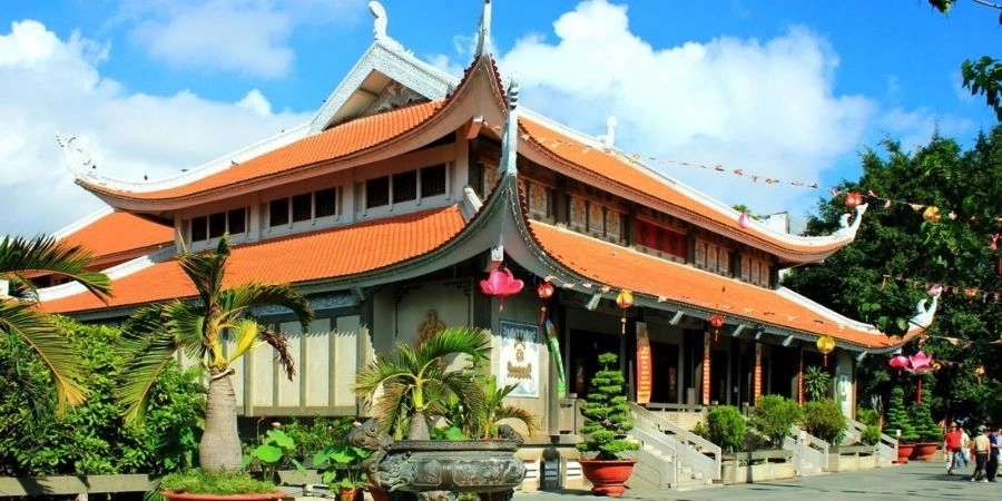 Kiến trúc và di vật của Chùa Vĩnh Nghiêm