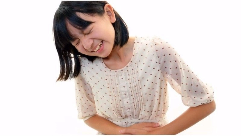 Uống sữa quá hạn lâu hoặc đã bị hỏng có thể gây ra một số vấn đề sức khỏe