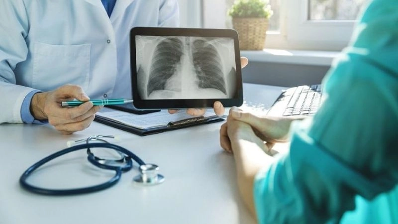 Nguyên nhân nào dẫn đến hiện tượng phổi trắng